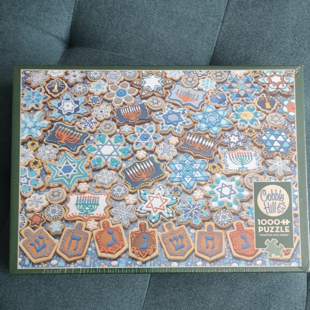 Sealed Cobble Hill 1000 Piece Puzzle Hanukkah Cookies 26" x 19" Size
